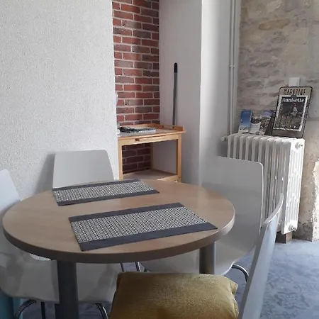 Au Domaine Du Petit Cercoux Saint-Saturnin-du-Bois