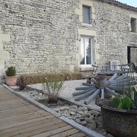 Guest house Au Domaine Du Petit Cercoux