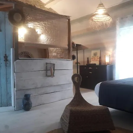 Au Domaine Du Petit Cercoux 3*