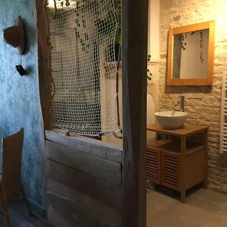 Au Domaine Du Petit Cercoux 3*