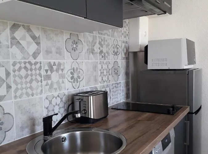 Au Domaine Du Petit Cercoux Saint-Saturnin-du-Bois