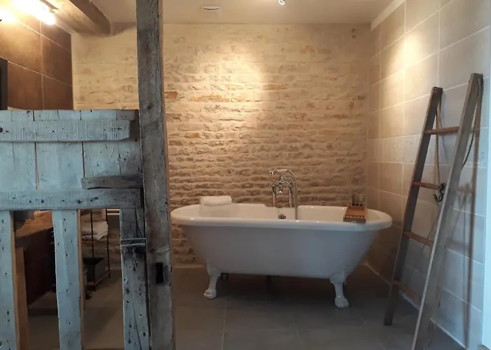 Au Domaine Du Petit Cercoux Pensión 3*